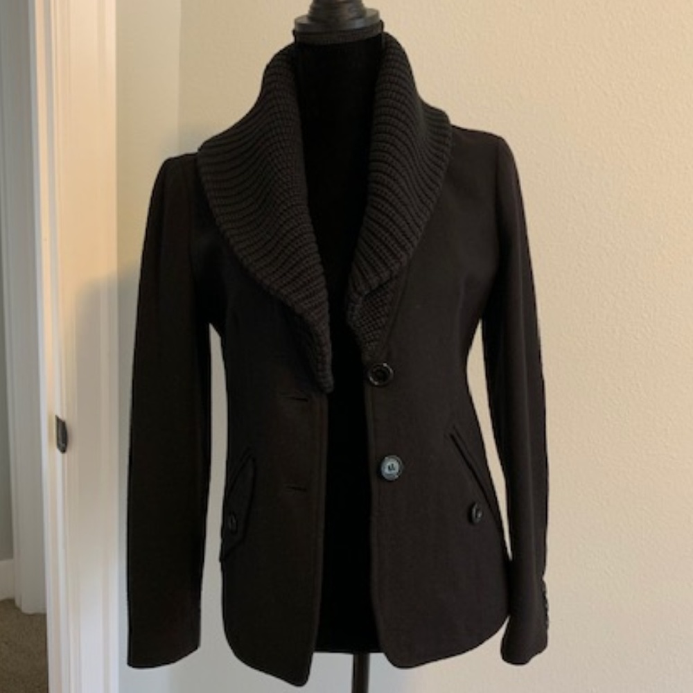 Burberry Short Black Wool Coat, Knit Collar